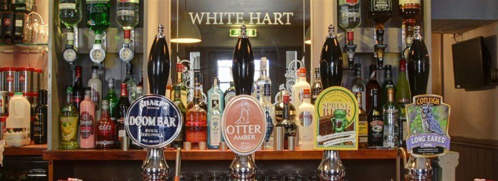 The White Hart Hotel Кълъмптън Екстериор снимка